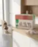 Assortiment d’aliments humides pour animaux de compagnie aux multiples fonctions, aux saveurs de saumon et poulet, poulet et bœuf, poulet et agneau, destiné aux chiens adultes de toutes races